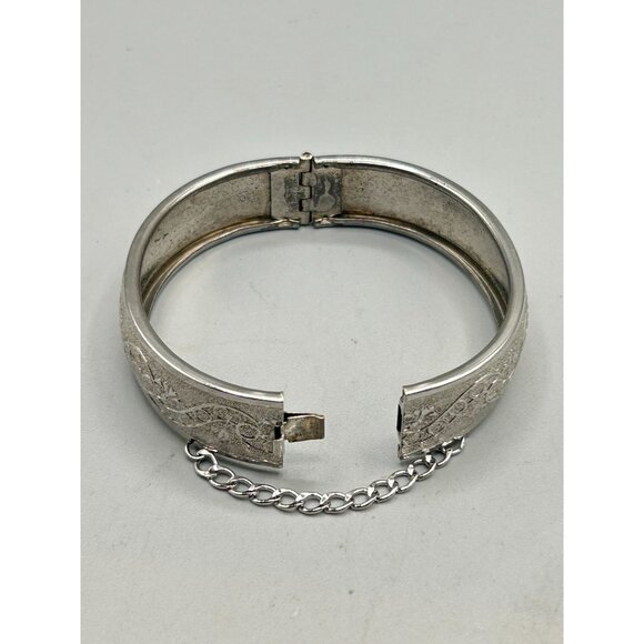 Vintage Ornate Silver Tone Hinged Bangle Bracelet with Safety Chain - Picture 5 of 10